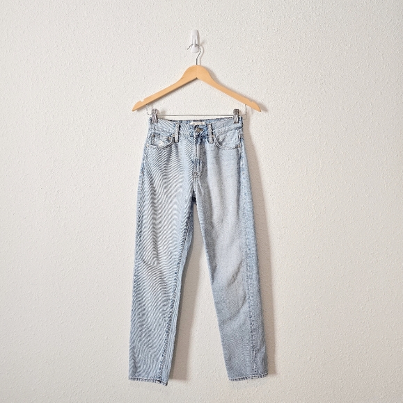 Madewell Denim - Madewell Light Wash Straight Perfect Vintage Jeans 24